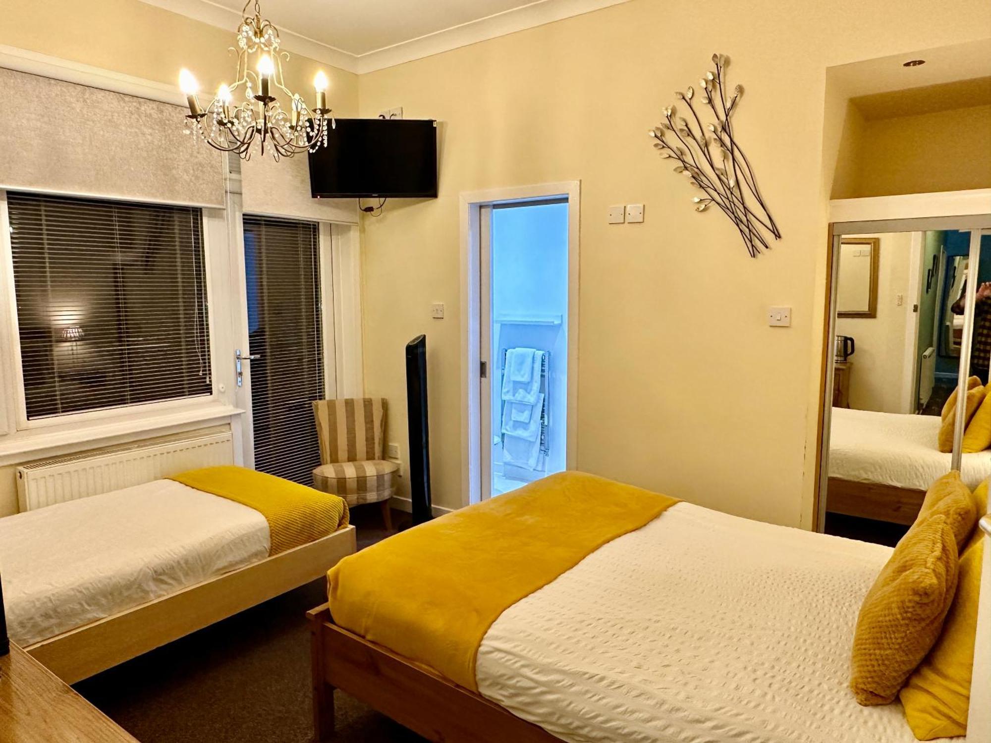 The Elbow Room Керкколди Экстерьер фото